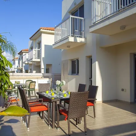 Villa Posidonas *